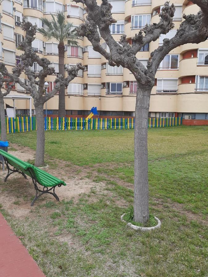 La Pineda Beach Studio Near Port Aventura Διαμέρισμα Εξωτερικό φωτογραφία